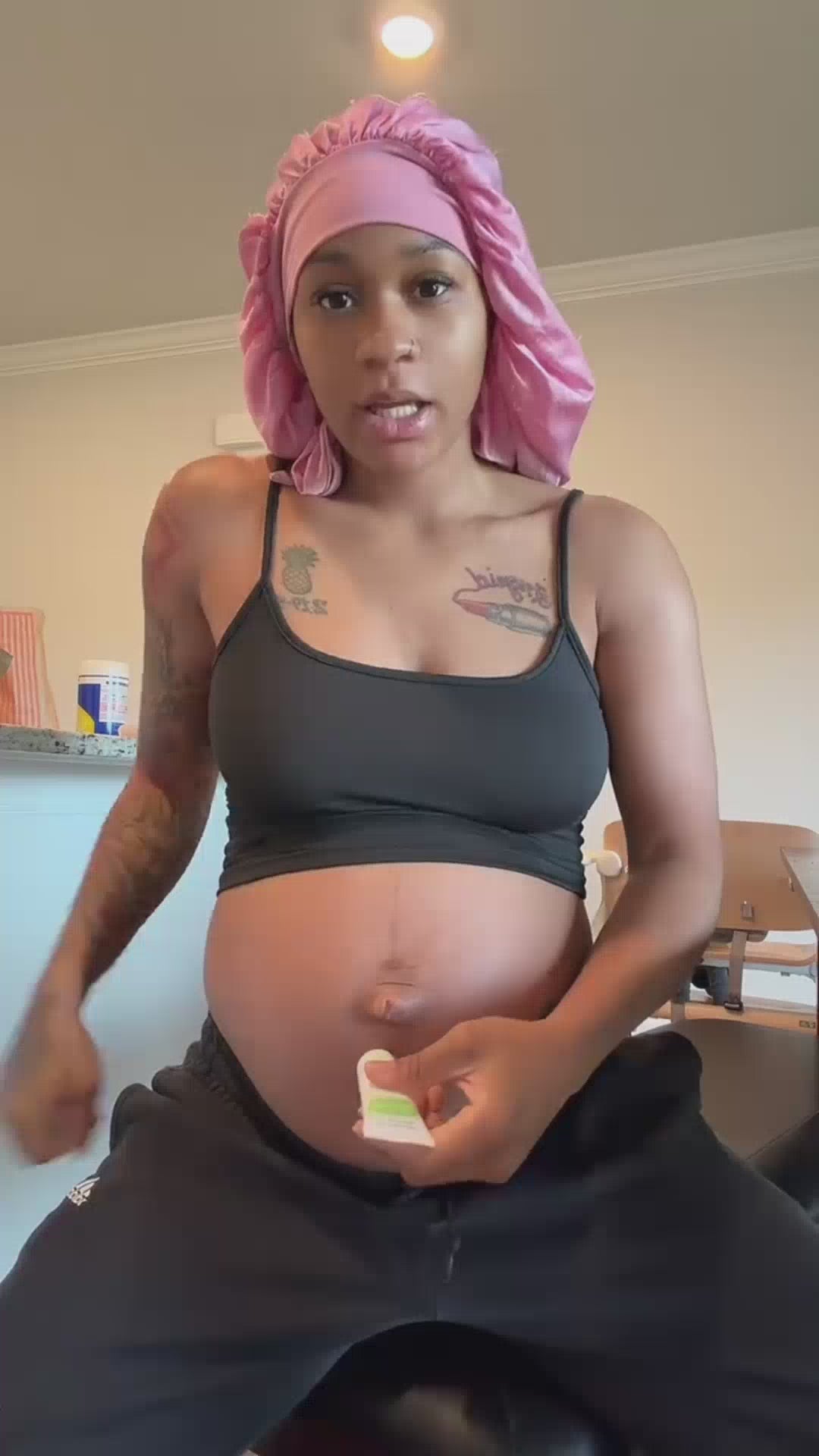 Carica il video: 